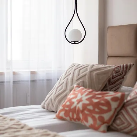 Rentplanet - Rondo Onz *